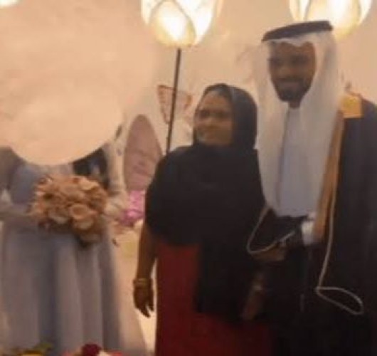 بعد إقامة أسرة سعودية حفل زفاف له .. بالفيديو: عريس بنغالي يعرب عن سعادته “أنا أحب المملكة كثيرا”