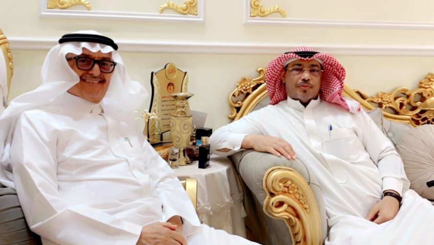 الدكتور محسن بن صديق الطبيقي مدير عام الشئون الصحية بجازان سابقا يزور الأستاذ علي الجبيلي
