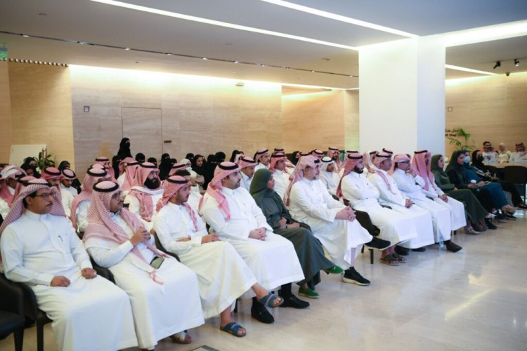 مركز الملك عبدالعزيز للحوار الوطني ينظم اثينية الحوار بعنوان “وطن بلا مخدرات “