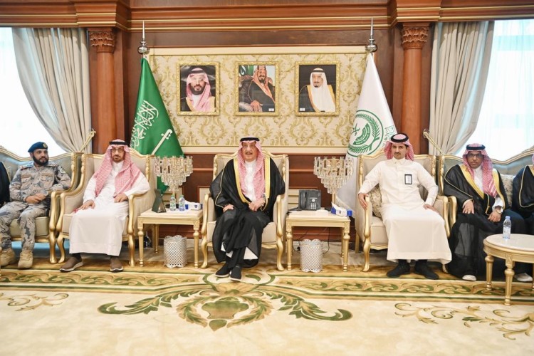 سمو أمير منطقة جازان يدشّن التمرين التعبوي لفرضية مكافحة التلوّث البحري ” استجابة 11 “