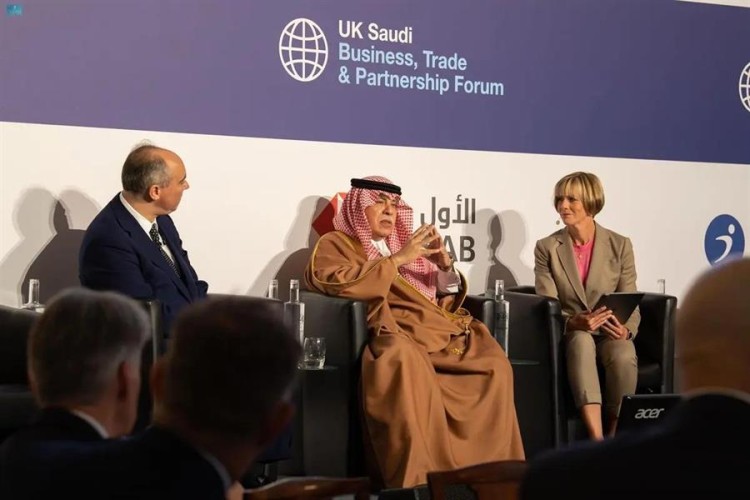 نائب وزير الشؤون البلدية والقروية والإسكان يتفقد مشاريع أمانة منطقة حائل