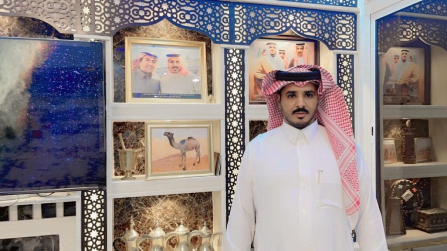 رجل الأعمال فهد برزيل الرشيدي يستقبل وفد من صحيفة الشمال.. ويكشف أبرز مشاركاته بمنقية مزعلات في المسابقات وحصدها للألقاب