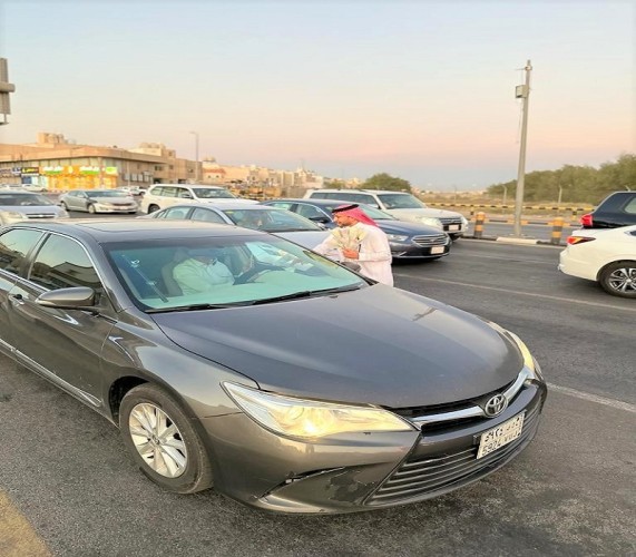 بلدية غرب الدمام تشارك المواطنين والمقيمين فرحتهم بعيد الأضحى المبارك