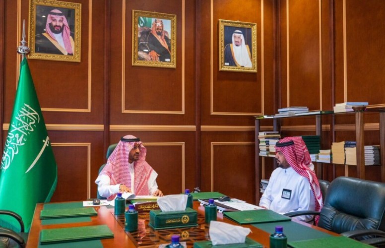 نائب أمير حائل يطلع على نتائج قياس أداء المؤشرات الخاصة لتحقيق الرؤية بإمارة المنطقة