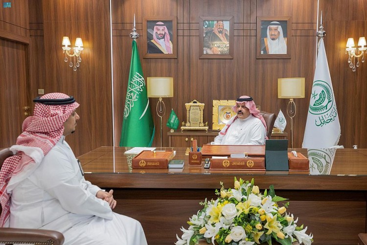 سمو أمير منطقة حائل يستقبل أمين المنطقة