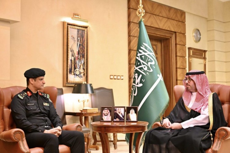 سمو محافظ جدة يستقبل مدير إدارة دوريات الأمن بمحافظة جدة المُعين حديثًا