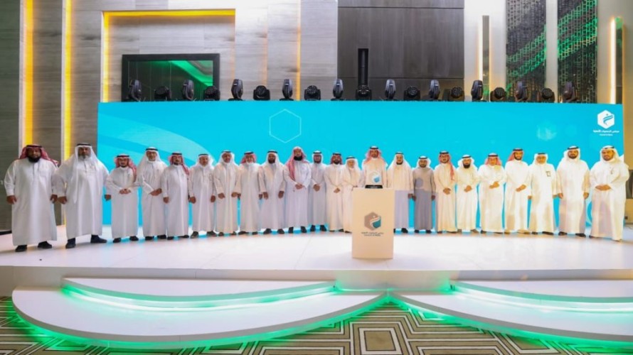 وزير الموارد البشرية والتنمية الاجتماعية يدشّن دليل عضويات مجلس الجمعيات الأهلية