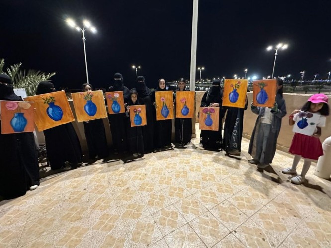 بحضور الفنانة التشكيلية العنود الحمزي.. «جسفت جازان» تقيم ورشة فنية عن الطبيعة الصامتة وسط حضور غفير