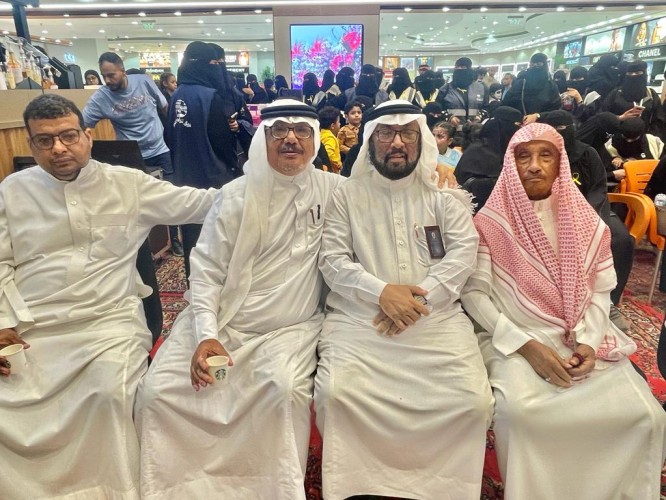 فريق نتــــراحم التطوعي بجازان ينظم فعاليات ” اليوم العالمي لسرطان الأطفال “