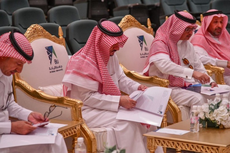 معالي رئيس جامعة الباحة يفتتح ملتقي  يرعى أعضاء هيئة التدريس الجدد للعام الجامعي 1445هـ