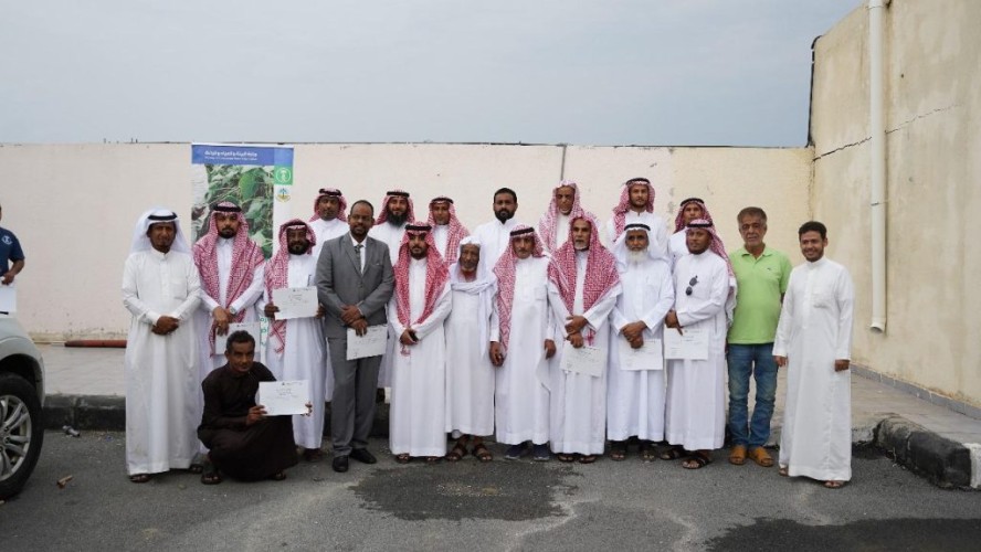 فرع وزارة البيئة بـ”جازان” يقيم ورشة عمل بعنوان “الادارة المتكاملة للافات وامراض المحاصيل الحقلية”