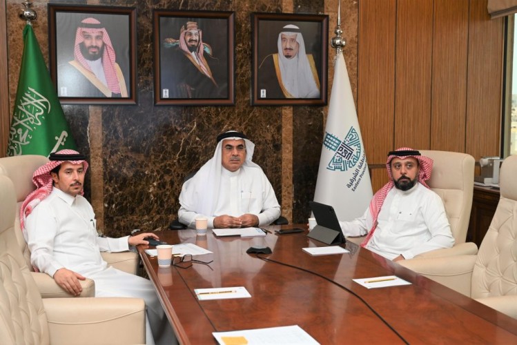 أمين الشرقية يناقش أدلة تصميم الطرق الحضرية بالشرقية خلال الاجتماع الأسبوعي لخطة معالجة التشوه البصري