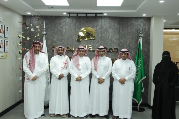 مدير مركز التنمية الاجتماعية يزور “بر جدة”  لمناقشة تحديات العمل الاجتماعي