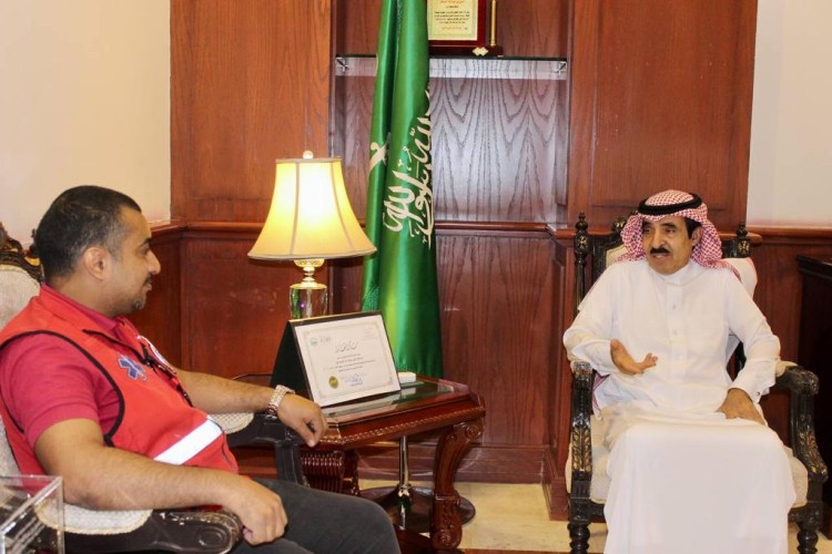 محافظ الرس يستقبل الحربي بمناسبة تكليفه مديرًا لمكتب الهلال الأحمر