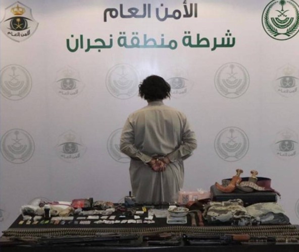 شرطة منطقة نجران تقبض على مقيم لترويجه مواد مخدرة