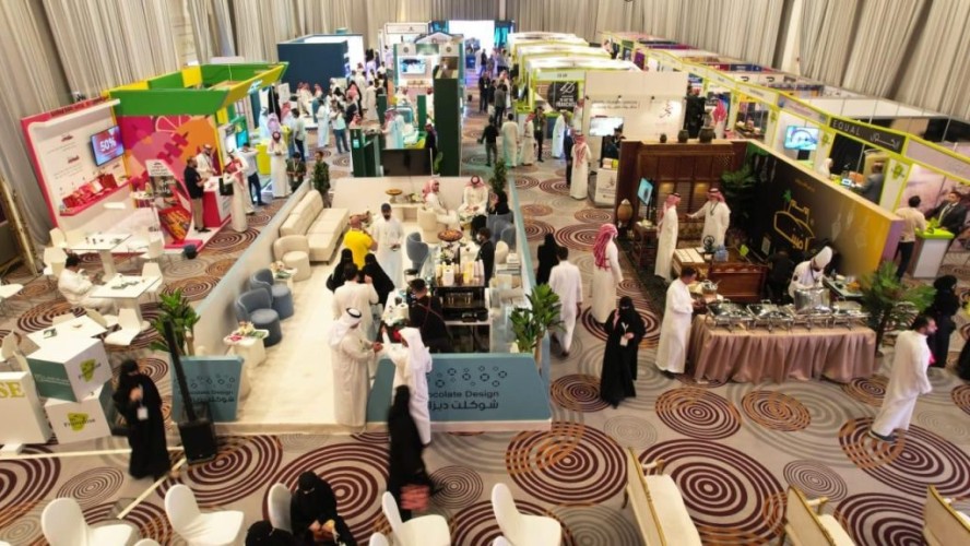 خلال جلسات ملتقى سوق الامتياز التجاري بالخبر .. المحامي “خليل خياط” يكشف عن أبرز المشاكل التي تواجه مانح الامتياز