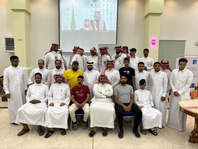 ضمان الاحساء يدرب مستفيديه على (سمارت هوم )