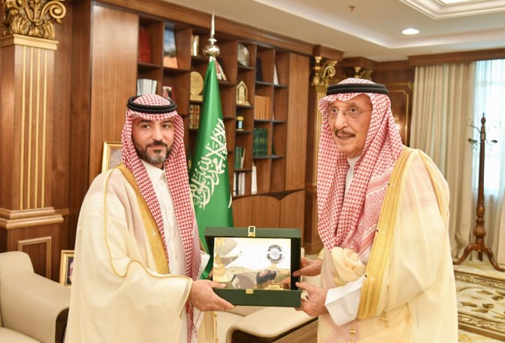 سمو أمير جازان يُدشن الخطة الإستراتيجية للتحول الرقمي