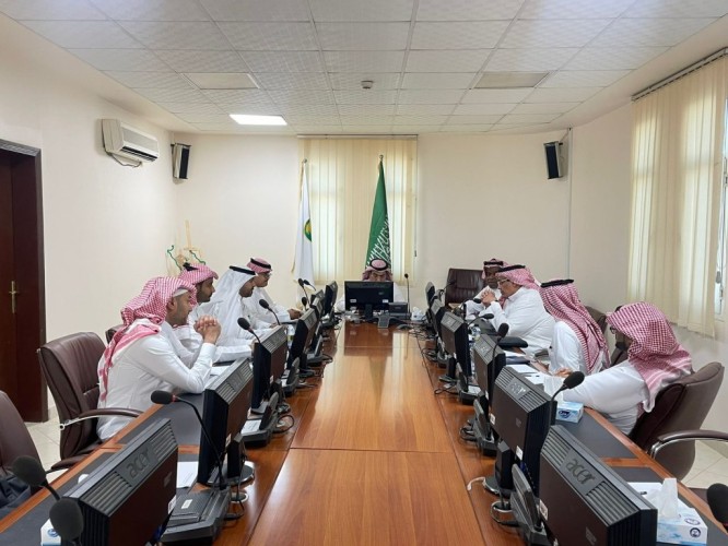 آل عطيف يستقبل مدير عام الفروع ومدير عام التشغيل والصيانة بجازان