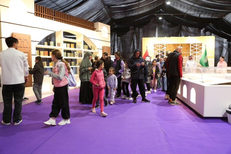 “الشؤون الإسلامية” تستقبل أكثر من 7000 زائر لمعرض “جسور” خلال خمسة أيام