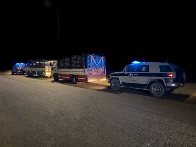 دوريات الإدارة العامة للمجاهدين بالمنطقة الشرقية تضبط (4) مخالفين لنظام البيئة