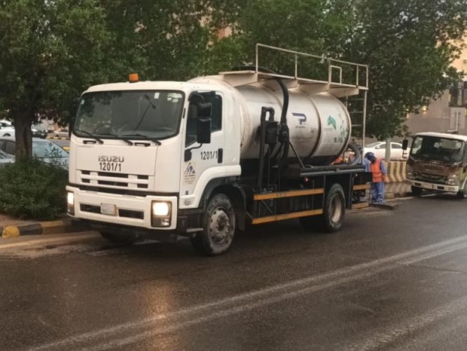 أمانة العاصمة المقدسة ترفع من مستوى الجاهزية تزامناً مع الحالة المطرية