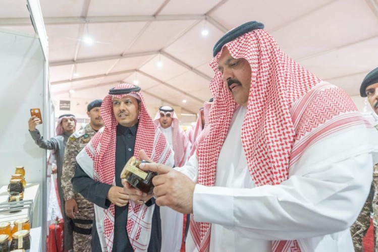 الأمير عبدالعزيز بن سعد يدشن النسخة الثالثة من مهرجان العسل 2023 بحائل