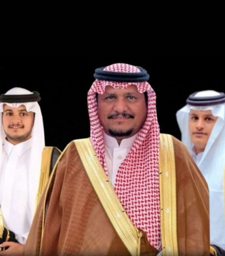 رجل الأعمال “عايد بن عبيد بن خلف بن شويلع” يدعو لحضور حفل زواج أبنائه المهندس “عبدالمجيد” والأستاذ “محمد” في قصر اليمامة بـ”ينبع”