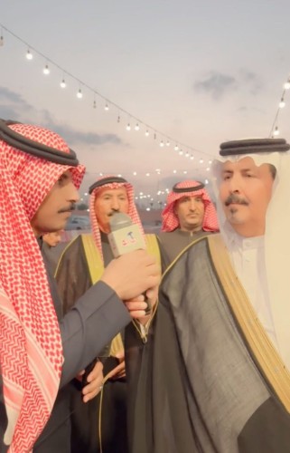 في كلمته على هامش تكريمه .. العمدة “عبدالله دحيم بن هون الذيابي” لقبيلة بني رشيد: “أشكركم جميعاً والله يجعلني عند حُسن الظن من القبيلة”