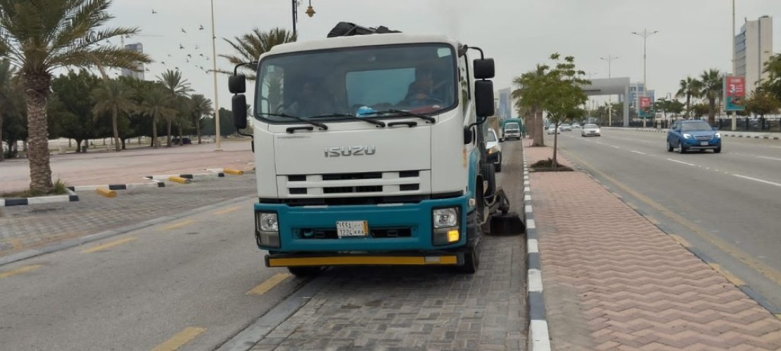 أمانة الشرقية تنفذ ٧٤ جولة ميدانية وترفع أكثر من 6700 طن أنقاض ونفايات من وسط الدمام خلال أسبوع