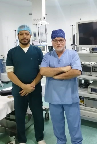 تجمع حفر الباطن الصحي: فريق جراحي ينجح بإصلاح فتق كبير بالحجاب الحاجز بمستشفى الملك خالد العام