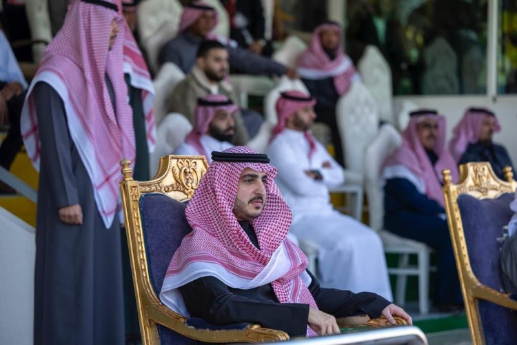 دعماً لرياضة المنطقة .. سـمـو  الامير فيصل بن نواف بن عبدالعزيز  يحضر مبارة العروبة والجندل