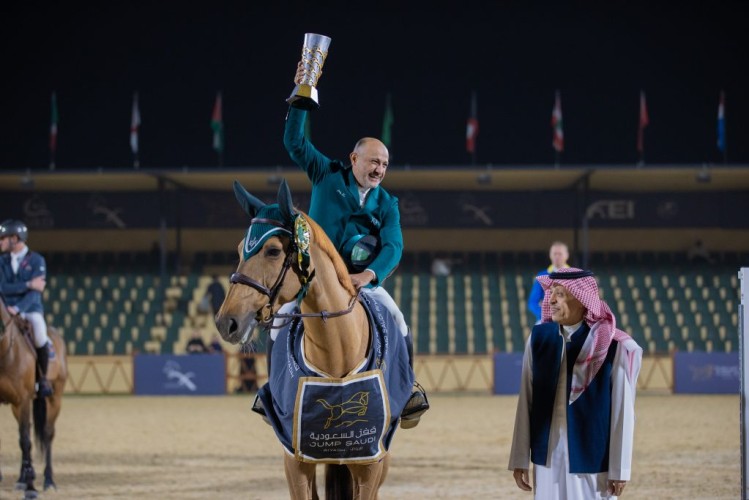 9 ابطال سعوديين في أولى أيام بطولة “قفز السعودية”