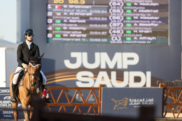 بن خزيم: اسعدني دعم أبنائنا الفرسان