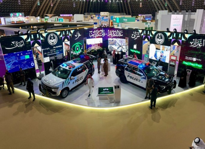 وزارة الداخلية تستعرض تقنيات المركبات الأمنية للأمن العام في مؤتمر ومعرض خدمات الحج والعمرة