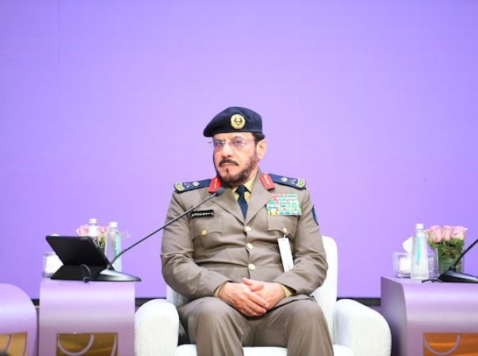 اللواء الفرج في جلسة حوارية بمؤتمر ومعرض خدمات الحج والعمرة