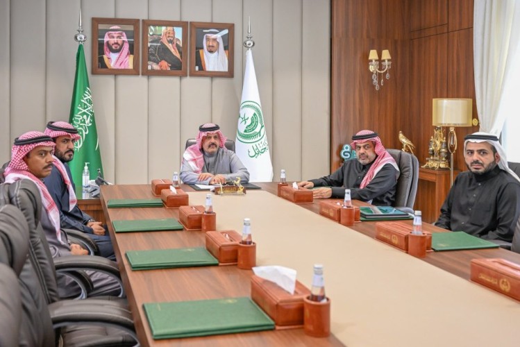 سمو أمير حائل يدشن نظام المشايخ والنواب والمعرفين