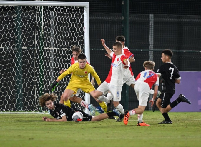 يوفنتوس وكاشيوا بالعلامة الكاملة في “مهد” الدولية