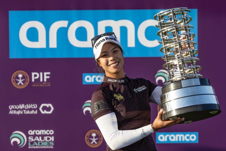 التايلندية تافاتاناكيت تتوج بلقب بطولة أرامكو السعودية النسائية الدولية للجولف والمقدمة من صندوق الاستثمارات العامة