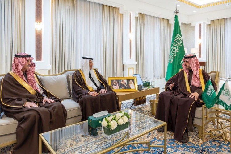 أمير الجوف يستقبل مدير مركز المعلومات الوطني ويشهد اتفاقية تعاون بين المركز وجامعة الجوف