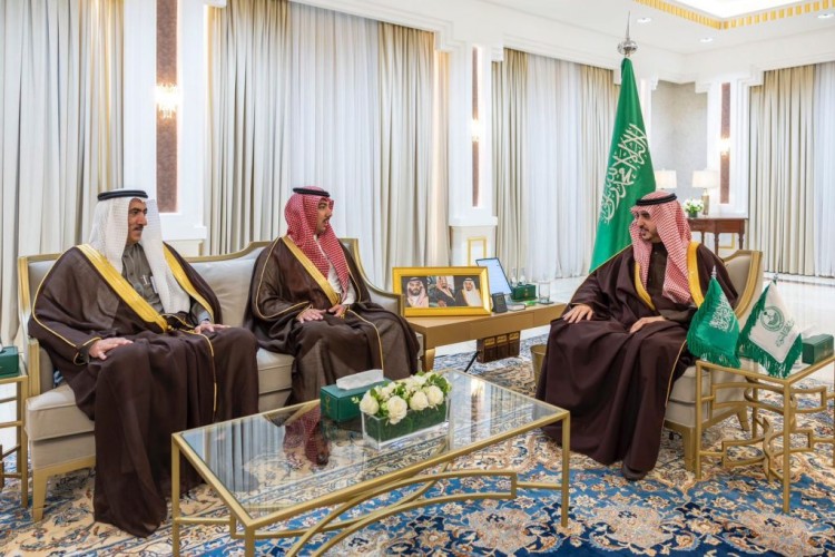 أمير الجوف يكرِّم تجمع الجوف الصحي لتحقيقه المركز الأول بجائزة أفضل أداء بمسار الرعاية التلطيفية