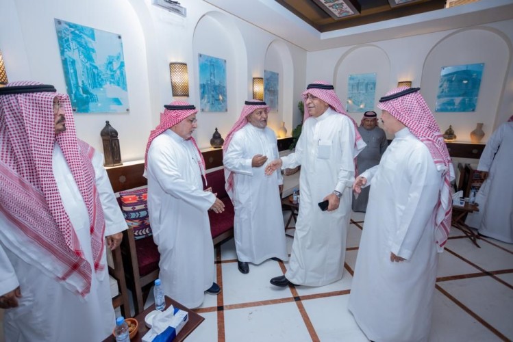 العبود يحتفي بنائب رئيس غرفة جدّة