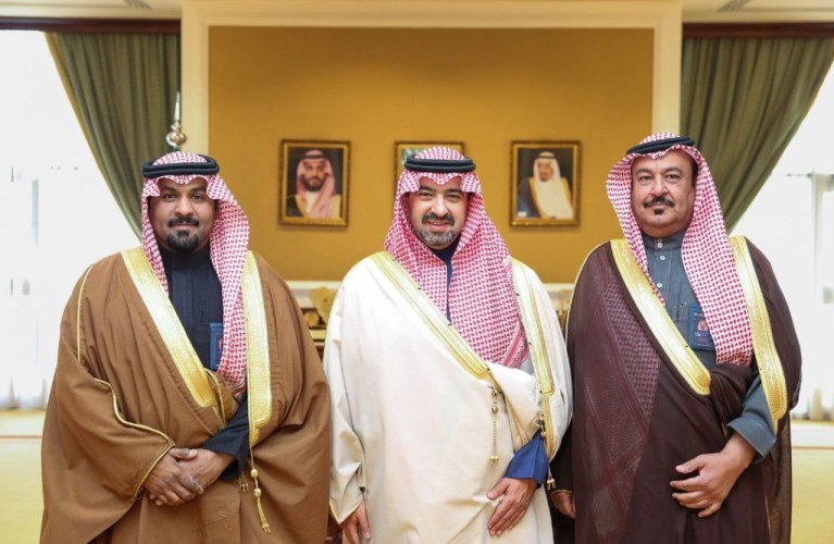 نائب أمير تبوك يستقبل مدير عام جمرك منفذ حالة عمار