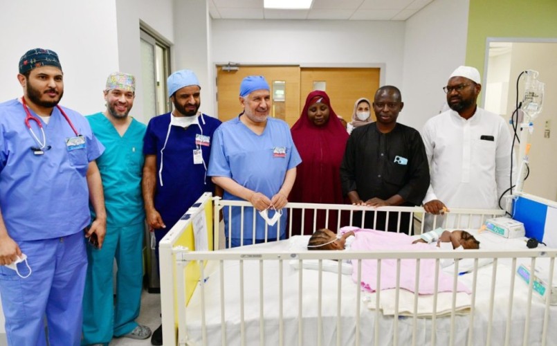 إنفاذًا لتوجيهات القيادة الرشيدة.. بدء عملية فصل التوأم السيامي النيجيري “حسنة وحسينة”