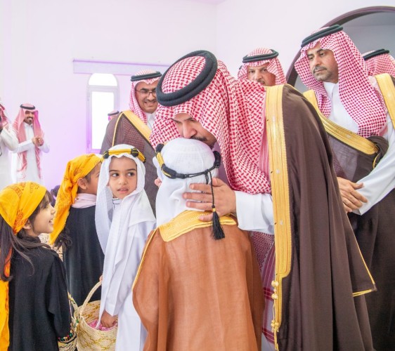 في إطار جولات سموه للاطلاع على منظومة الخدمات العامة .. أمير المدينة المنورة يقوم بزيارة تفقدية إلى محافظة خيبر ومركزي الصلصلة والثمد