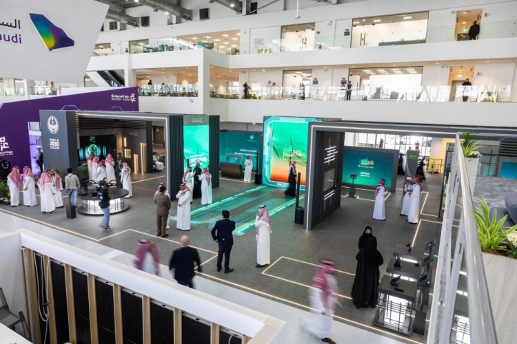 وزارة الداخلية تستعرض مستقبل التحول الرقمي لتعزيز الأمن وإدارة الحشود وسلامة الإنسان والبيئة في مؤتمر ليب 24