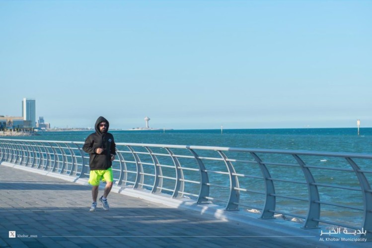 أمانة المنطقة الشرقية تكمل المرحلة الثالثة لمشروع تطوير كورنيش الخبر الجنوبي بطول 1850 مترا مربعا