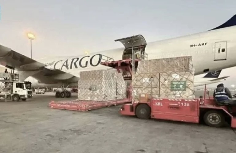 مغادرة الطائرة الإغاثية السعودية الـ 16 لمساعدة الشعب الأوكراني