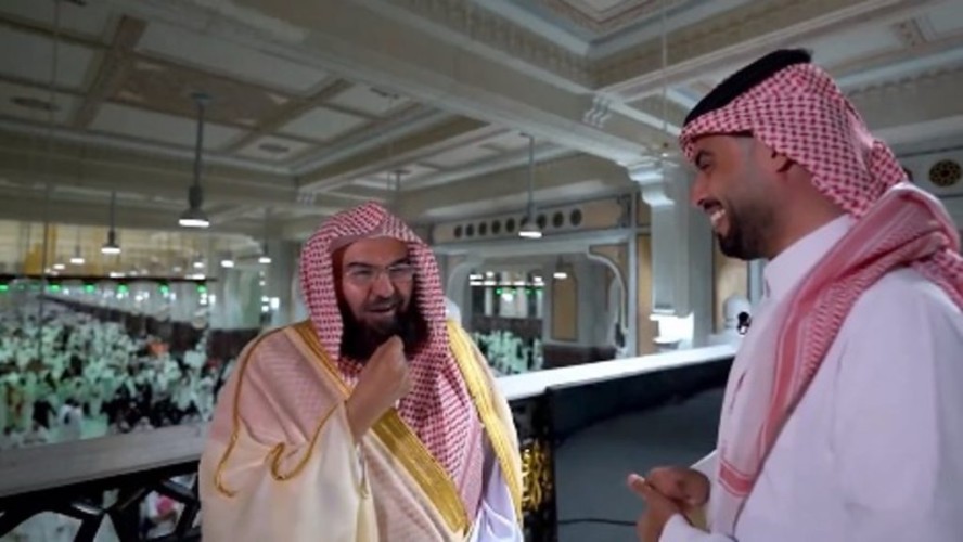 “السديس” يكشف برنامجه الرمضاني: أمشي 2 كيلو يومياً تهيئة للنفس والتلاوة