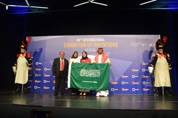 جامعة “المؤسس” تحقق 17 ميدالية وجائزة عالمية بمعرض جنيف الدولي للاختراعات